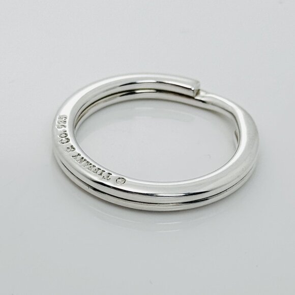 Tiffany & Co Key Ring in Sterling Silver Keyring Keychain - Picture 5 of 7